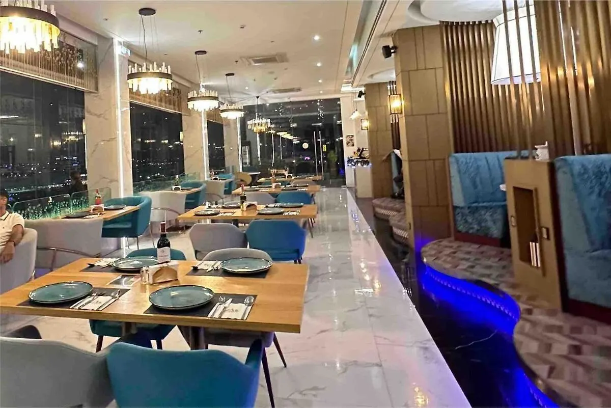 Centrally Located Premium Studio 앙헬레스 0*,  필리핀