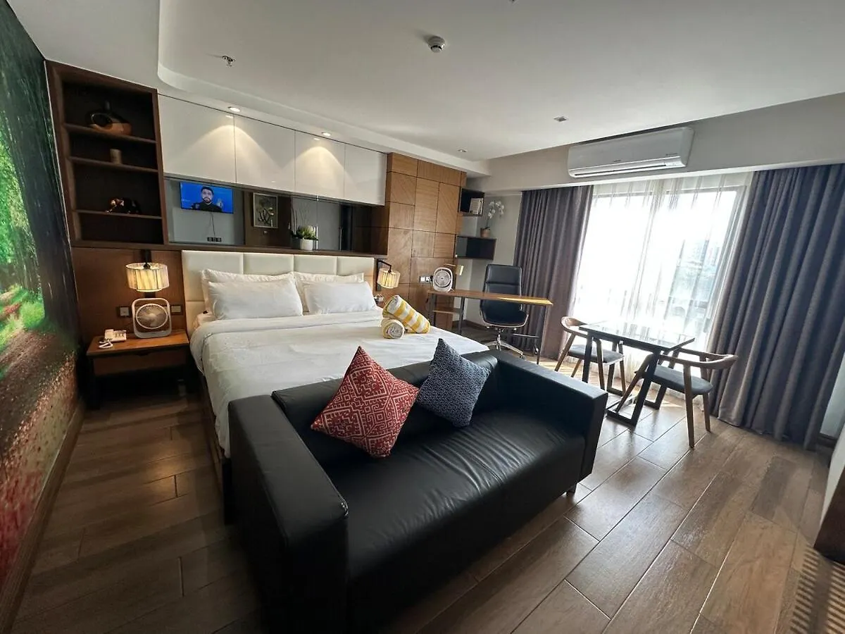 Centrally Located Premium Studio Angeles